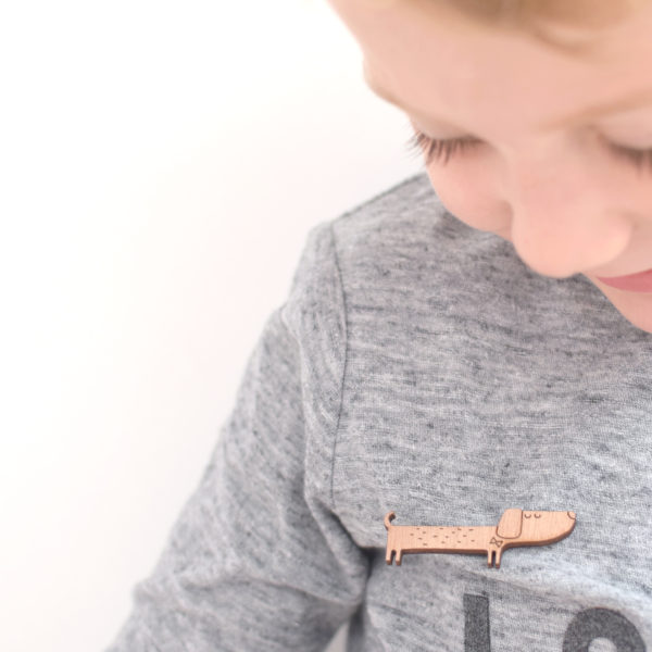 Broche en bois "Monsieur Saucisse"